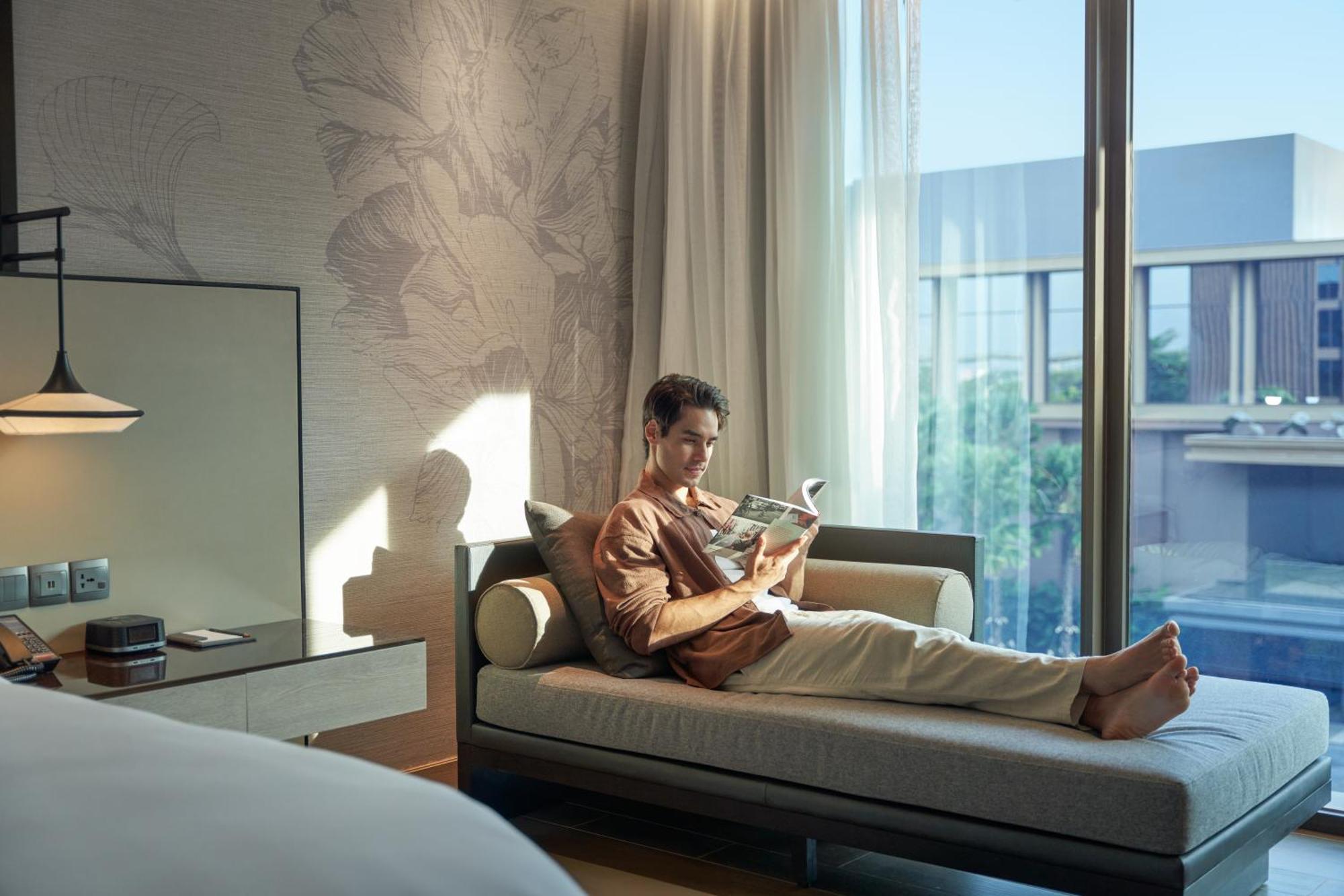 Courtyard By Marriott Bangkok Suvarnabhumi Airport Exterior photo