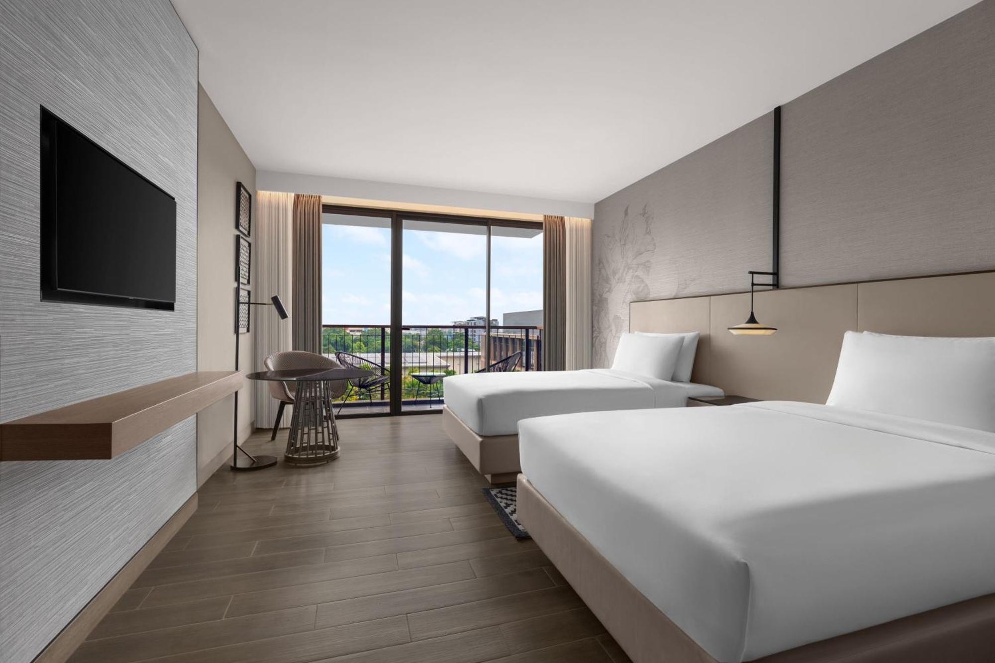 Courtyard By Marriott Bangkok Suvarnabhumi Airport Exterior photo