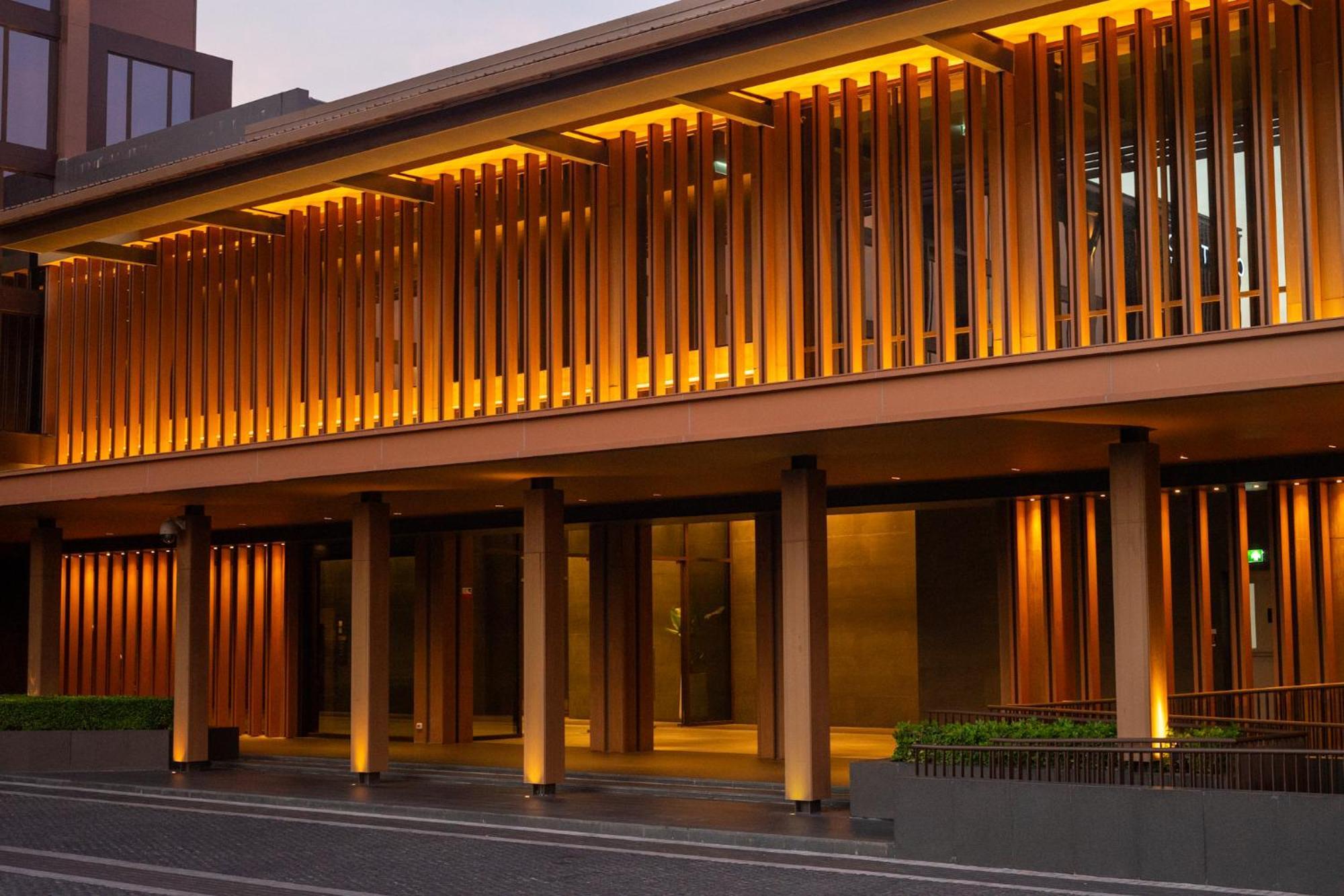 Courtyard By Marriott Bangkok Suvarnabhumi Airport Exterior photo
